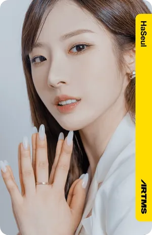 Atom01 HaSeul 113