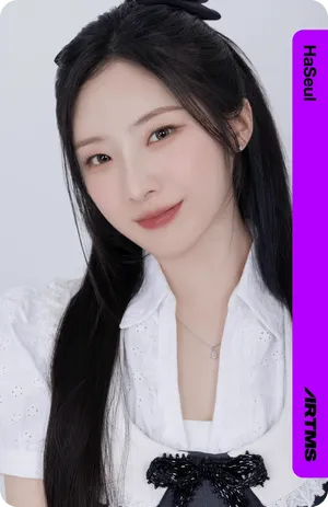 Divine01 HaSeul 101