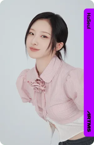 Divine01 HaSeul 114