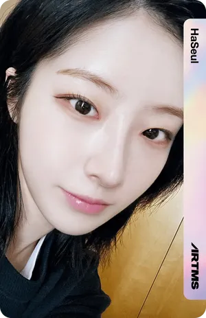 Divine01 HaSeul 202Z