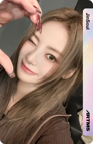 Divine01 JinSoul 202Z