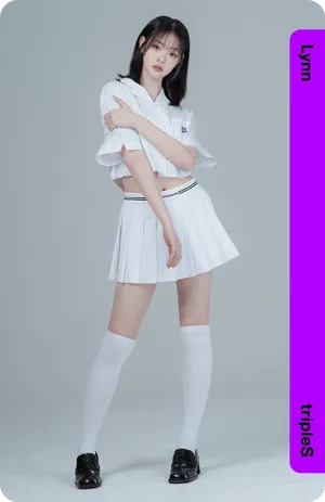 Divine01 Lynn 103